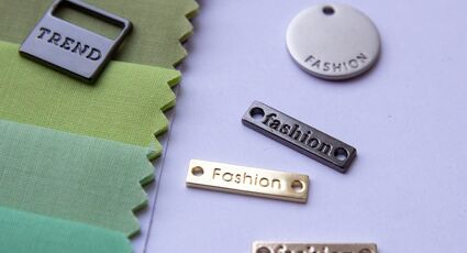 Фурнитура с логотипом от FURNITOP